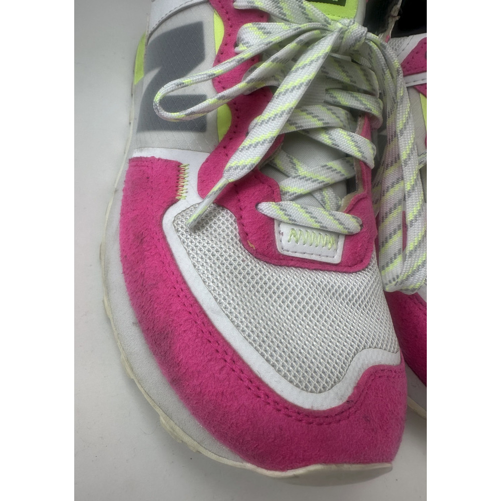 New Balance 574 Running Sneakers Green White Pink Glow Shoes Women's US Size 11 - Picture 4 of 15